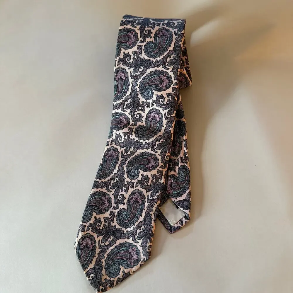 80s Vintage ROBERT TALBOTT Newcastle Ltd. | Pink Paisley Silk Tie